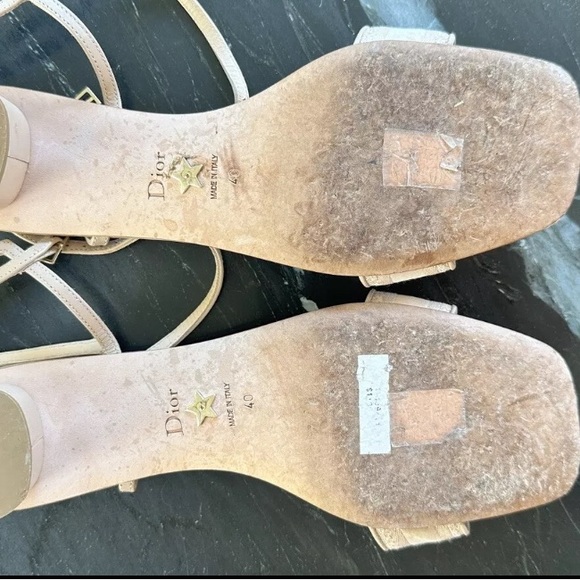 Sandals have only been worn once and are in fantastic shape! Nude/Pink - Picture 5 of 6